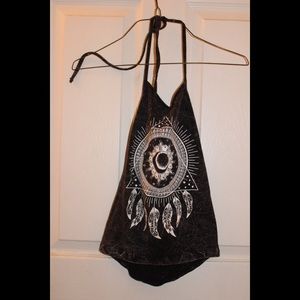 Tilly’s open back tribal tanktop neck tie